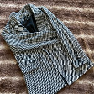 Houndstooth blazer